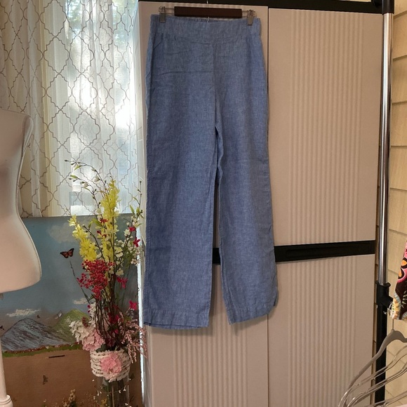 Lilly Pulitzer Light Blue Straight Leg Pants - Picture 1 of 3